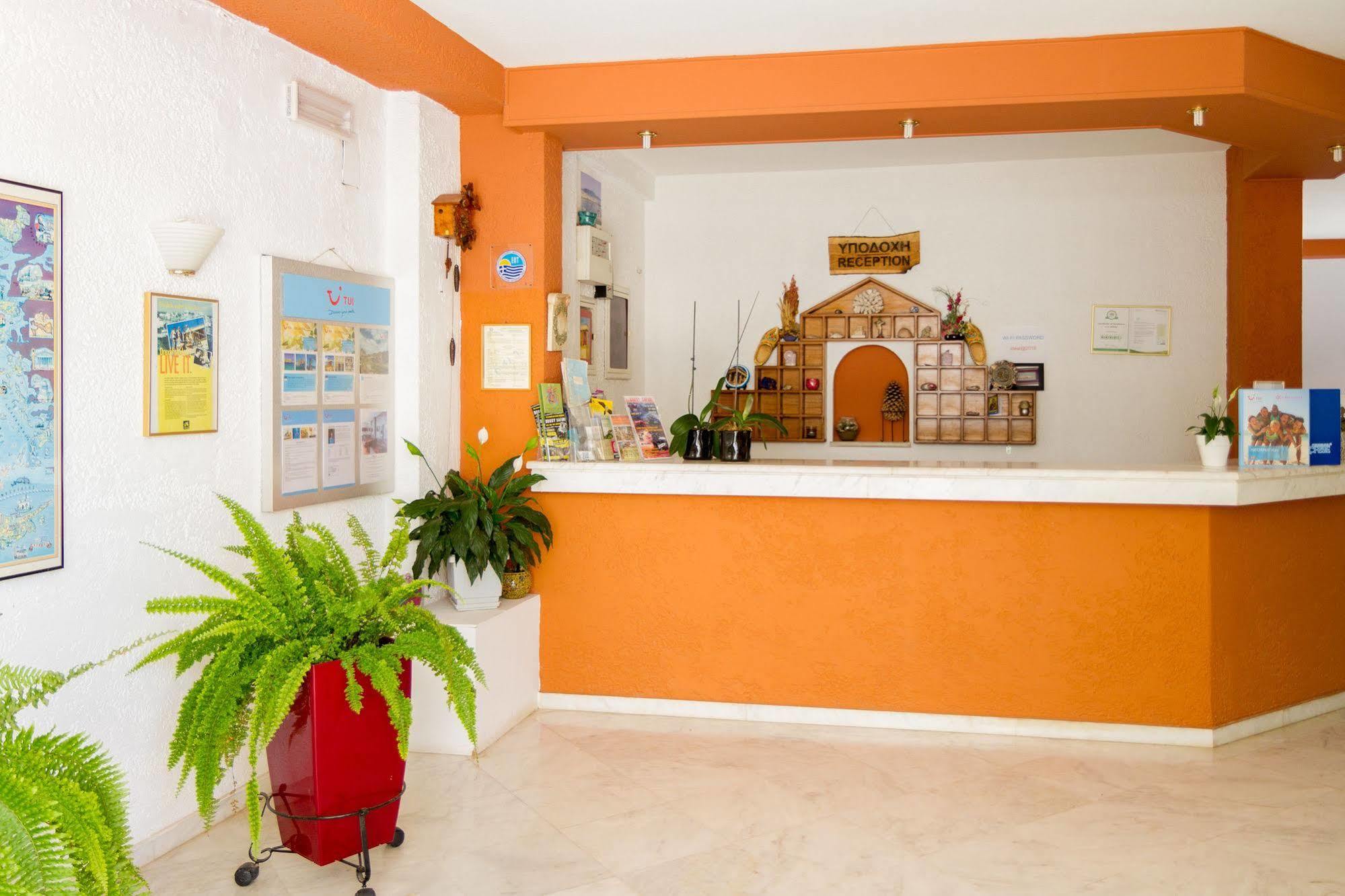 Ideal Hotel Kokkini Hani Екстериор снимка