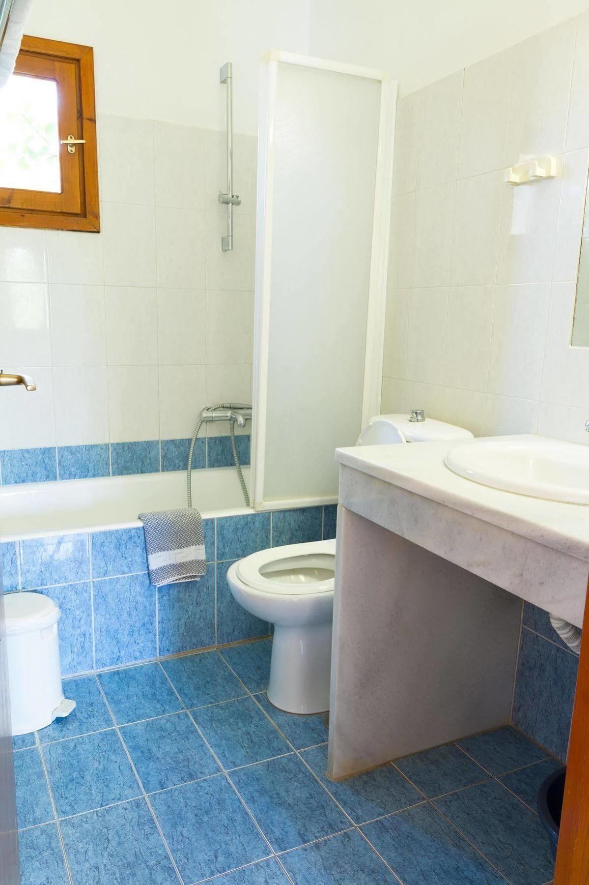 Ideal Hotel Kokkini Hani Екстериор снимка
